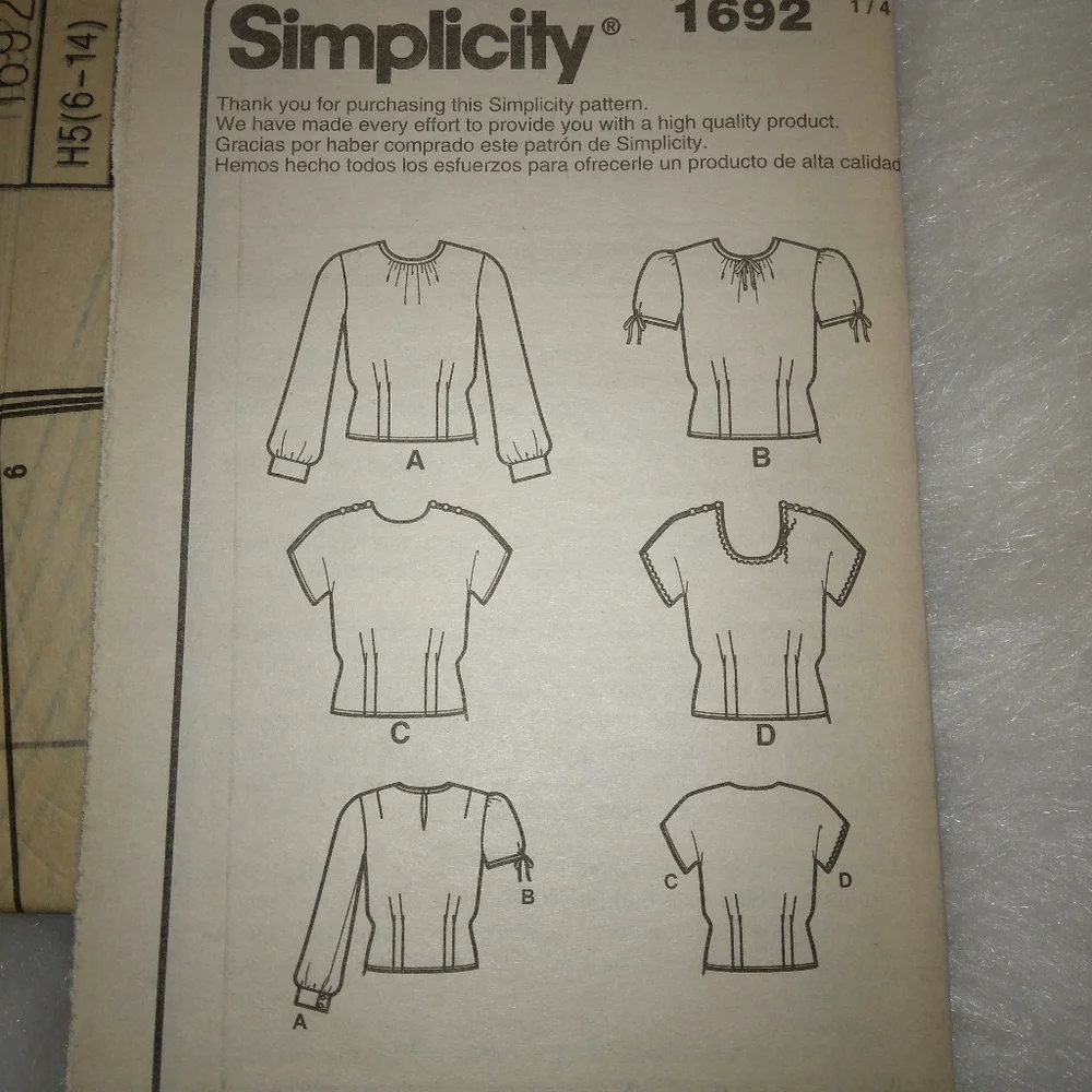 SIMPLICITY 1692 Sz 6-14 Vintage 1940s style tops in 4 variations